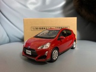 1:30 Toyota Aqua Prius C  金屬 豐田原廠 色辦車 紅色