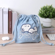 Peanuts Snoopy Oversize 牛仔風束口袋-史努比 毛巾繡收納袋