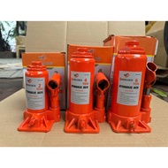 SINOMAX 4 Ton hydraulic jack - Professional lifting and lowering 4-ton jack