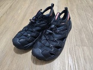 HOKA ONE ONE  Hopara