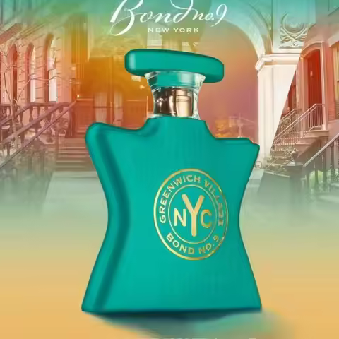Greenwich Village captures NYC vibe, bright citrus‑lychee opening, jasmine‑peony floral heart, oakmo