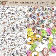 Set of 4 wooden buttons shaped like cats or fish 15mm, set of 4 wooden buttons shaped like animals -