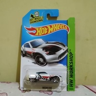 HW Hot Wheels Nissan 370Z Mattel diecast Workshop 2013