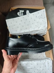 Dr . Martens 1461 Mono 復古低幫男女同款黑色