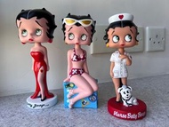 清屋: 割愛 全部3個Betty Boop 搖頭公仔