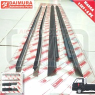 Karet Pelipit List Kaca Wheater Strip MITSUBISHI L300 Depan 1 SET