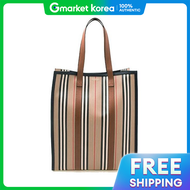 Burberry | กระเปาสะพายไหล Burberry ลายทาง รน Medium Book Tote Bag รหส 80784361