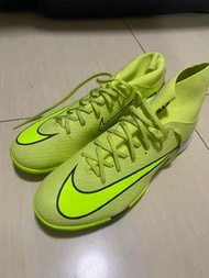 Nike superfly 平底足球鞋