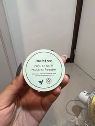 Innisfree 無油光薄荷礦物控油蜜粉