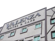 瓦倫扎飯店及咖啡廳 (Valenza Hotel &amp; Cafe)