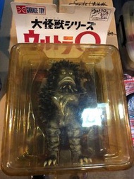 X-plus Ultra Q 殞石怪獸