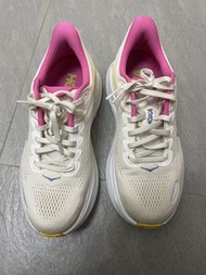 Hoka Bondi 9 女款運動鞋