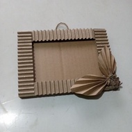 Handicrafts from 4r photo frames from cardboard