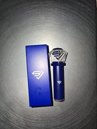 《現貨》Super Junior手燈造型潤唇膏 SuJu/手燈造型潤唇膏