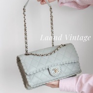 Chanel • 灰色金釦編織滾邊牛皮Cf 翻蓋包 有卡✔️