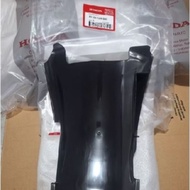 CRF 150 L CENTER FENDER DUCT COVER 80103K84900 80103-k84-900