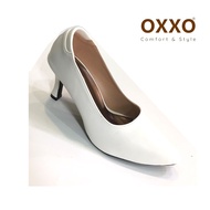 OXXO  รองเท้าคัทชู ผู้หญิง ทรงหัวแหลม สูง2.5นิ้ว ส้นเป็นแกนเหล็กด้านในแข็งแรงทนทาน ทำจากหนังพียู นิ่มใส่สบาย SM3316