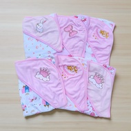 Wrap There Is A Embroidered Hat Mixed Patterns Size 29x29 Inches.