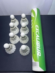 ลูกแบดมินตัน Excalibur (หรือ Excella) รุ่น E22