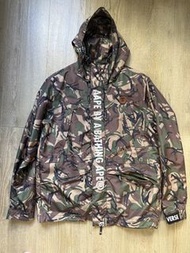 AAPE BY A BATHING APE 迷彩外套