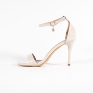 MellowCo รองเท้าส้นเข็มหนังแก้วรัดข้อเท้า สูง 3.5 นิ้ว รุ่น Call Me Camellia 22-5117