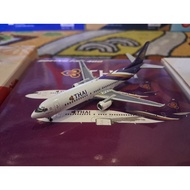 1/400 scale Thai Airways Boeing 737-400 aircraft model (JC Wings)