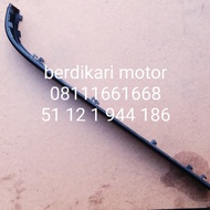 RIGHT REAR BUMPER LISS bmw E34 51 12 1 944 186 TAIWAN