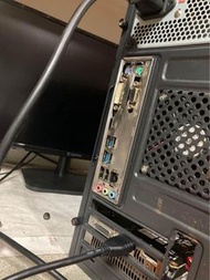 二手 電腦主機R5-2600X / M.2 SSD / GTX 1050TI (請詳閱說明)