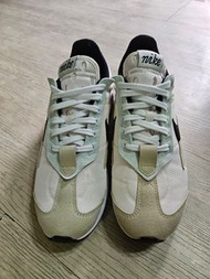 Nike Daybreak Type 男款運動鞋