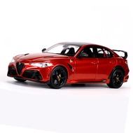 Burago 1:18 Alfa Romeo Giulia GTAm Open all doors Alloy Model Car