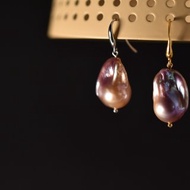 粉紫色巴洛克珍珠耳環