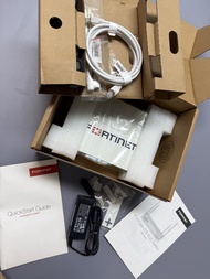 NEW 全新 FORTINET 60D WiFi router 白色機身 white 企業級多功能防火牆與無線路由器一體機 business Internet system 🛜 原裝紙盒 origin