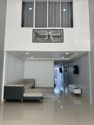 Rumah 120 m² dengan 4 bilik tidur dan 5 bilik mandi peribadi di Sangkat Prey Sar (Superbe Maison Khm