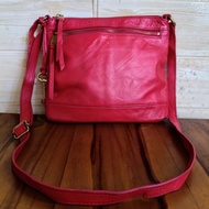 *SOLD* Sling bag Fossil issue 1954 Red Tas main