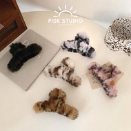 1pc Elegant Ins Furry Hair Clip Shark Claw Clip, Hair Accessories