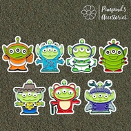 ʕ •ᴥ•ʔ ✿ พร้อมส่ง : เข็มกลัดเซ็ทกรีนแมน เอเลี่ยนสามตาทอยสตอรี่ | Green Man(Alien 3 Eyes) Toy Story Enamel Brooch Pin Set.