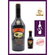 BAILEYS IRISH CREAM 700ML 17ABV FOC MINIATURE 50ML