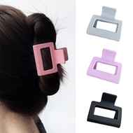 Hairpins For Women Plastic Material / Doff/Hairpins Plain Box Model Korean Hair Claw Clip Stockami C