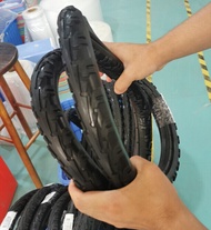 LO【Ready Stock】26*1.95ยางรถจักรยานแข็ง26นิ้ว Anti Stab Riding MTB Road Bike Solid Tyre Cycling Tyre