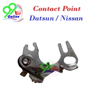 Nissan Distributor Contact Point and Distributor Condenser