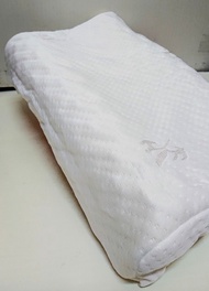 帳號內物品可併單限時大特價    希爾頓 Hilton 乳膠枕latex pillow枕頭