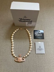 Vivienne   Westwood.   玫瑰金土星珍珠項鍊