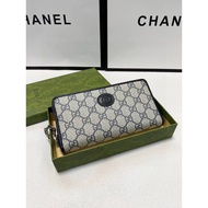 Real Shot Excellent Fusion Brand's Classic Elements and Modern Essence, Highlighting the Concept of 