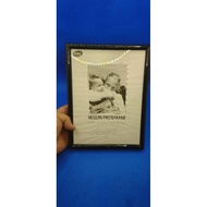 7 x 9.5 Inch Picture Frame – Gold, Silver & Black Photo Frame with Stand