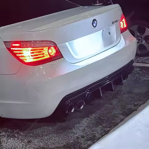 For BMW E60 E61 M Performance Style Gloss Black Rear Diffuser 5 Series M Pack 2004-2010 Rear Bumper 