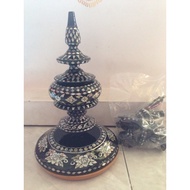 Labu kepala sangkar burung merbok .