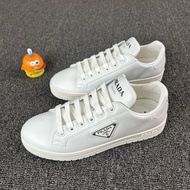 Prada普拉達鋼標小白鞋 尺碼：36.5