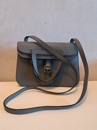 Hermes Halzan 25
