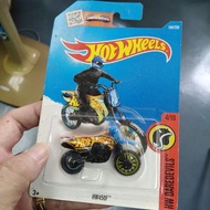 Hotwheels 爬山電單車