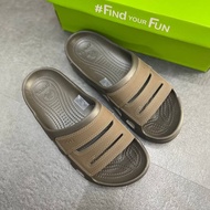 DÉP LÊ QUAI NGANG NHỰA ĐI MƯA CROSS YUKON MESA CHO NAM MÀUNÂU K HÔI CHÂN